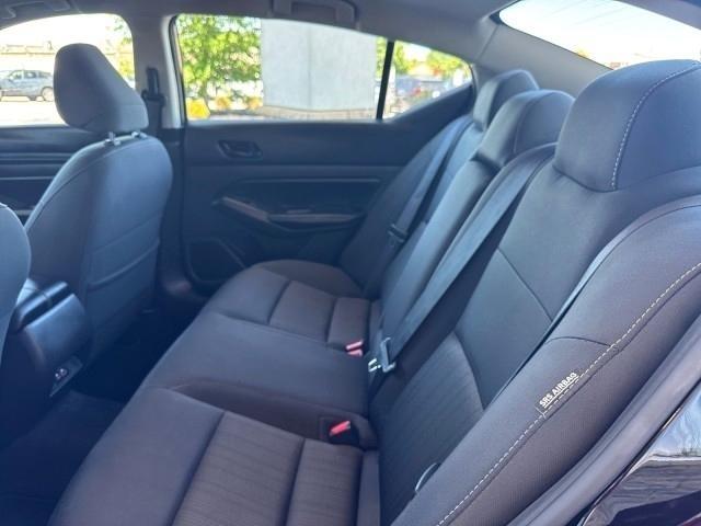 Nissan Altima 2.5 SV Sedan 2024