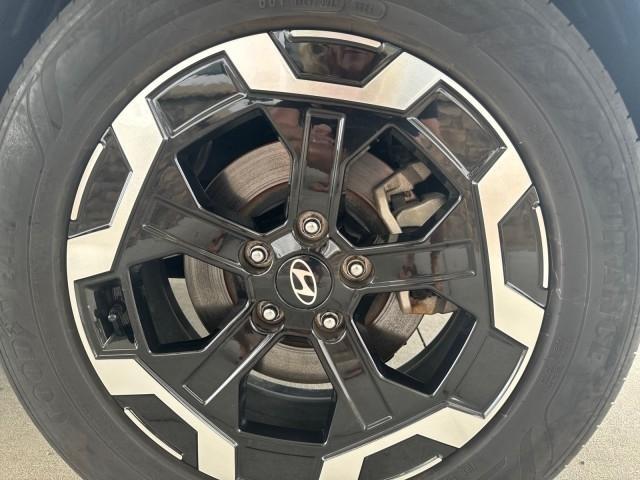 Hyundai Santa Fe SE FWD 2025