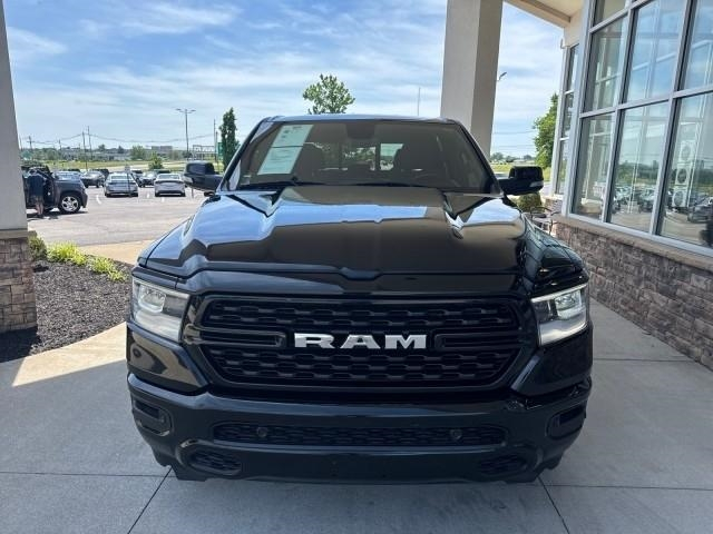 RAM 1500 Big Horn 4x4 Crew Cab 5'7" Box 2022