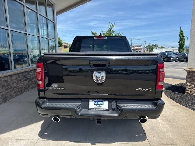 RAM 1500 Big Horn 4x4 Crew Cab 5'7" Box 2022