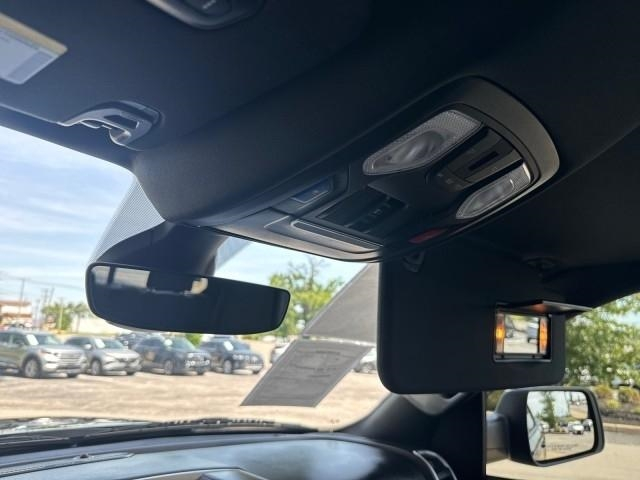 RAM 1500 Big Horn 4x4 Crew Cab 5'7" Box 2022