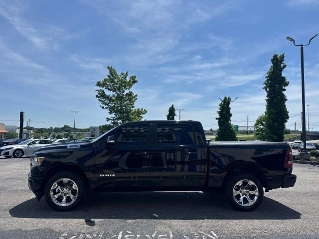 RAM 1500 Big Horn 4x4 Crew Cab 5'7" Box 2022