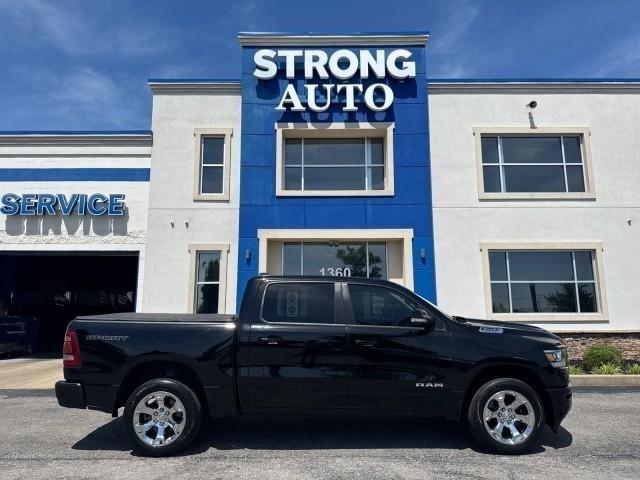 RAM 1500 Big Horn 4x4 Crew Cab 5'7" Box 2022