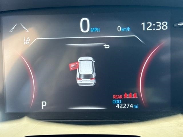 Toyota RAV4 LE AWD (Natl) 2023