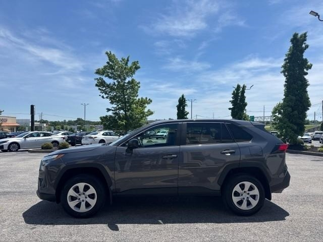 Toyota RAV4 LE AWD (Natl) 2023