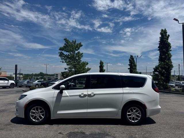 Chrysler Voyager LX FWD 2023