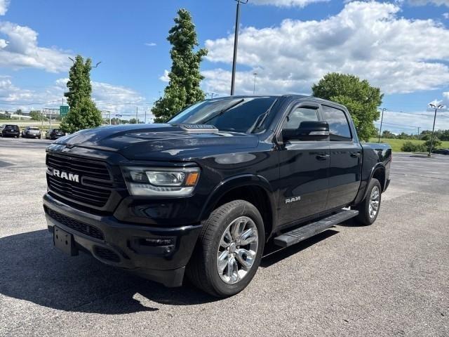 RAM 1500 Laramie 4x4 Crew Cab 5'7" Box 2022