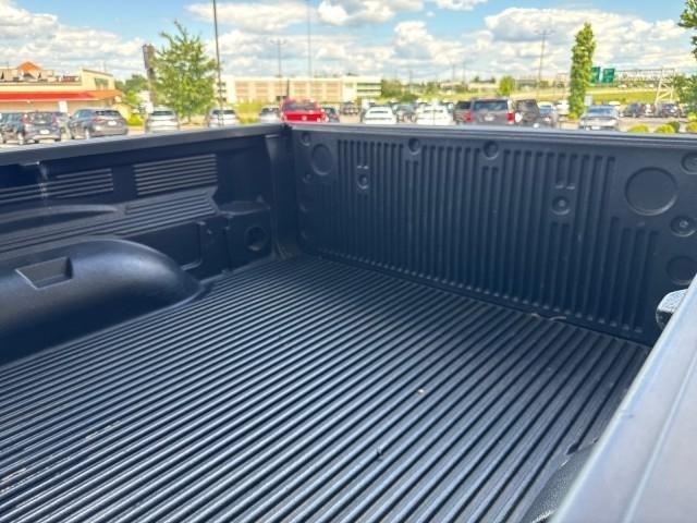 RAM 1500 Laramie 4x4 Crew Cab 5'7" Box 2022