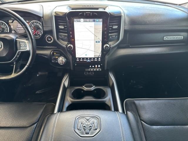 RAM 1500 Laramie 4x4 Crew Cab 5'7" Box 2022