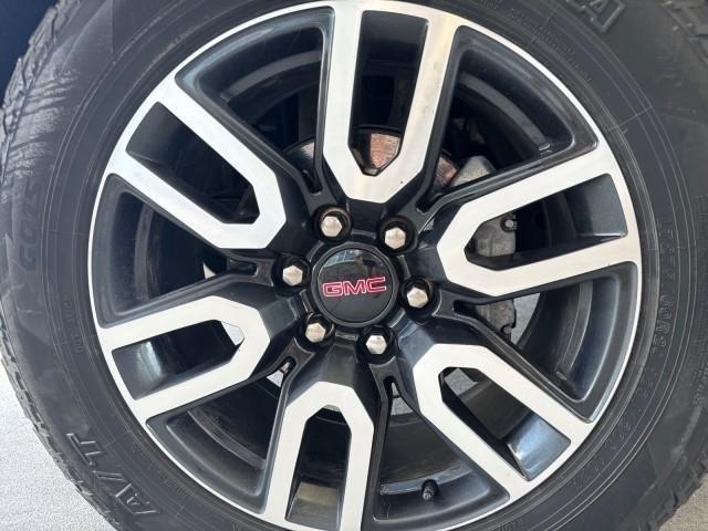 GMC Yukon XL 4WD 4dr AT4 2022