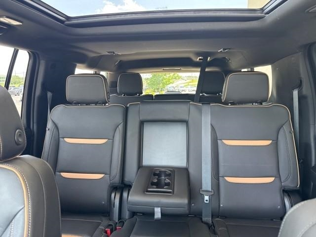 GMC Yukon XL 4WD 4dr AT4 2022