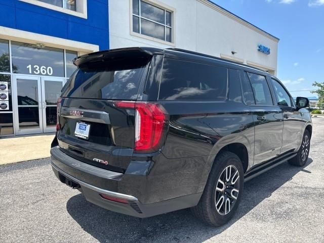 GMC Yukon XL 4WD 4dr AT4 2022