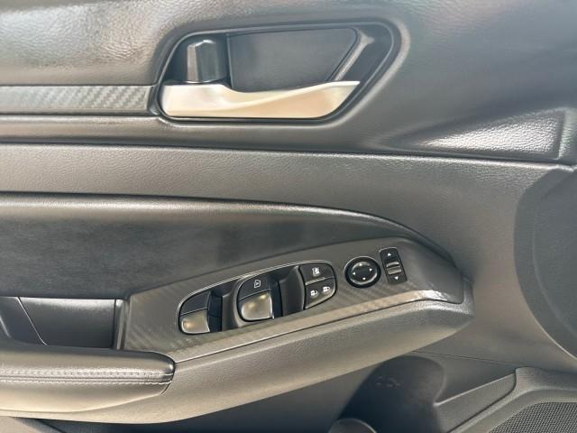 Nissan Altima 2.5 SV Sedan 2024