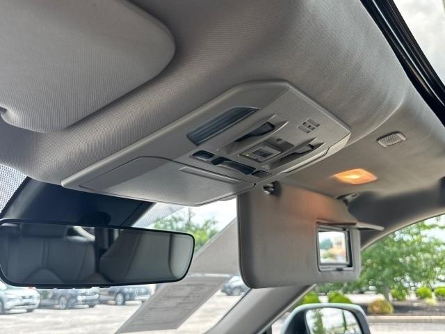 Toyota Highlander Platinum AWD (Natl) 2023