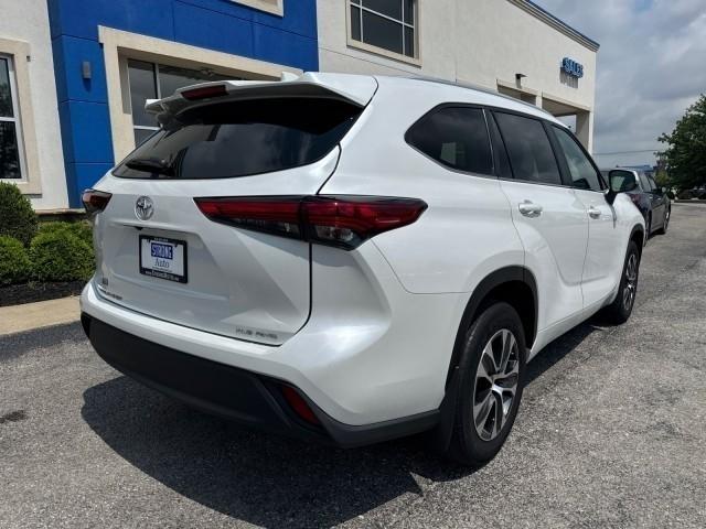 Toyota Highlander Platinum AWD (Natl) 2023