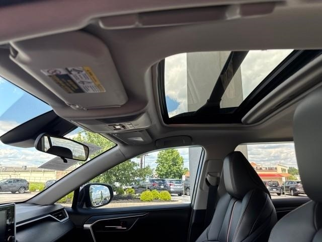 Toyota RAV4 TRD Off Road AWD (Natl) 2020