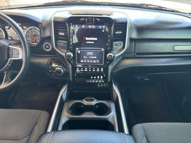 RAM 1500 Big Horn 4x4 Crew Cab 5'7" Box 2023