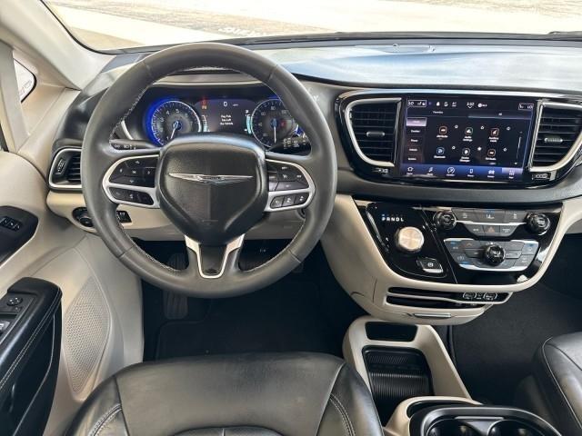 Chrysler Pacifica Touring L FWD 2022