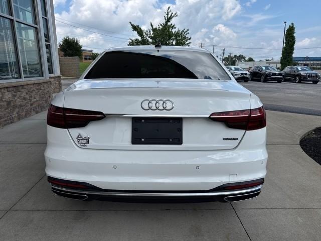 Audi A4 Sedan S line Premium Plus 45 TFSI quattro 2023