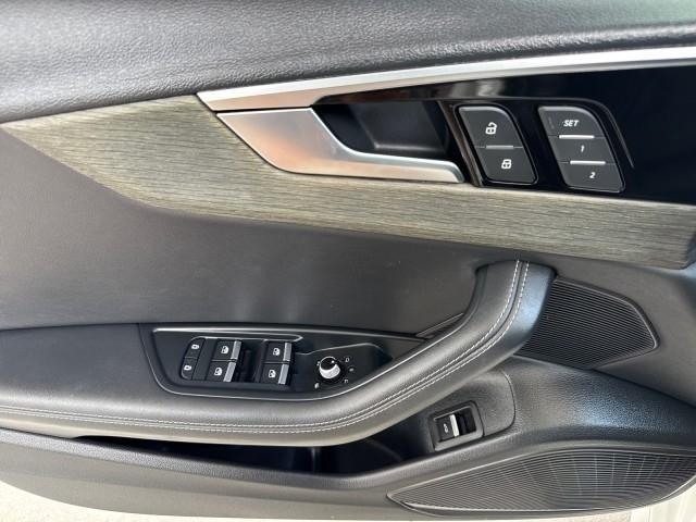 Audi A4 Sedan S line Premium Plus 45 TFSI quattro 2023