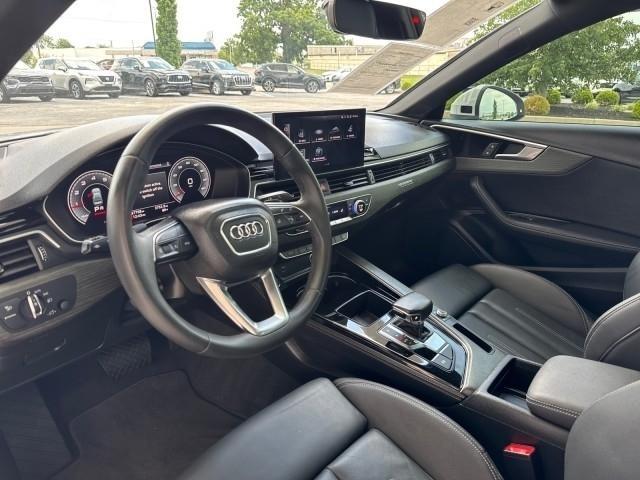 Audi A4 Sedan S line Premium Plus 45 TFSI quattro 2023
