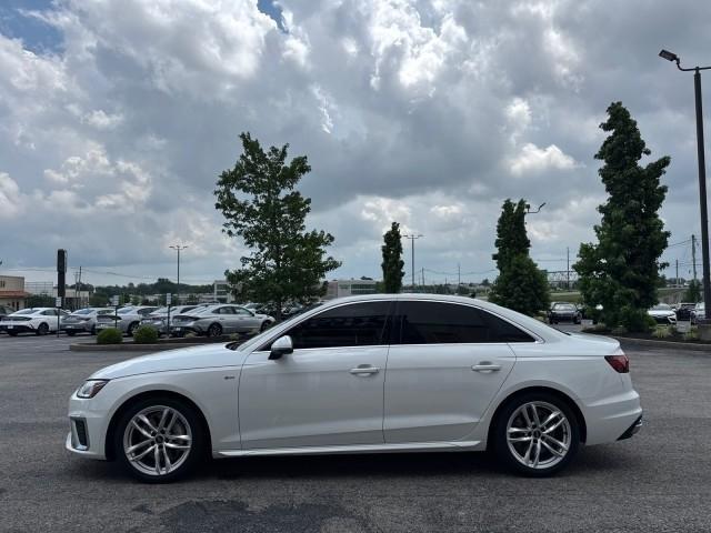 Audi A4 Sedan S line Premium Plus 45 TFSI quattro 2023