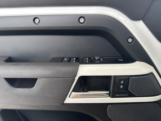Land Rover Defender 110 S AWD 2023