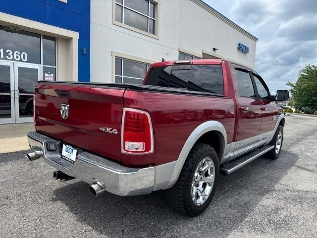 RAM 1500 4WD Crew Cab 140.5" Laramie 2013