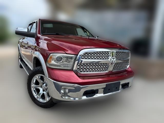 2013 RAM 1500 4WD Crew Cab 140.5" Laramie