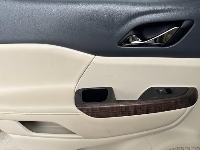 GMC Acadia AWD 4dr Denali 2020