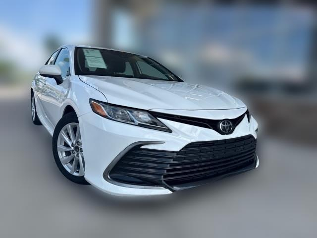 Toyota Camry LE Auto (Natl) 2021