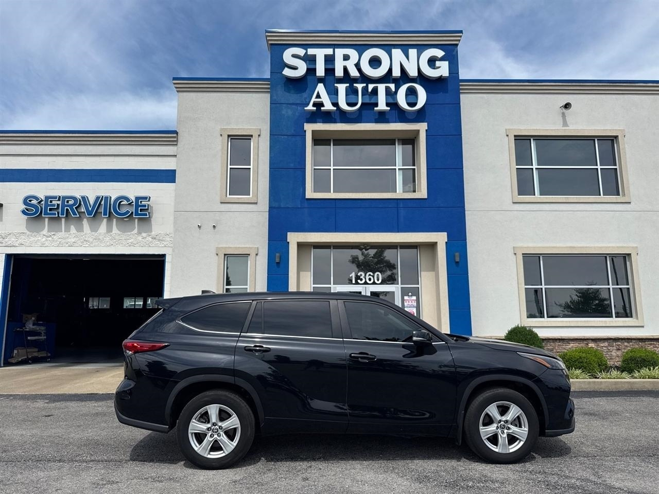 Toyota Highlander Platinum AWD (Natl) 2023