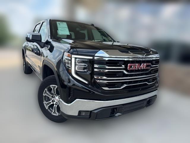 GMC Sierra 1500 4WD Crew Cab 147" SLT 2025
