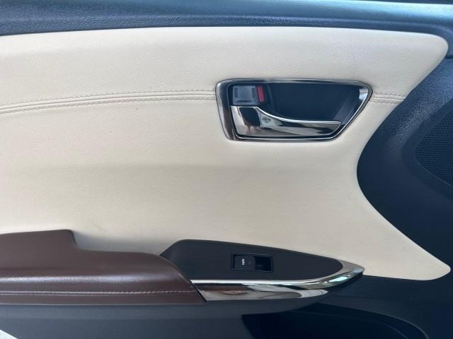 Toyota Avalon 4dr Sdn XLE Touring (Natl) 2015