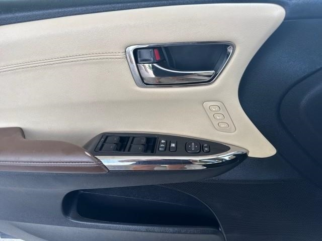Toyota Avalon 4dr Sdn XLE Touring (Natl) 2015