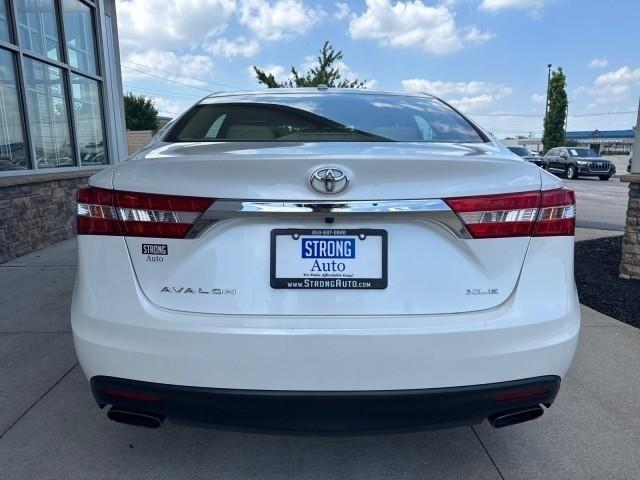 Toyota Avalon 4dr Sdn XLE Touring (Natl) 2015