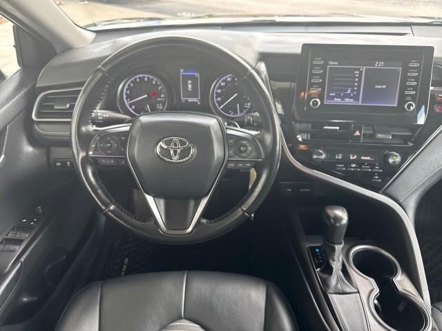 Toyota Camry Hybrid SE Nightshade CVT (Natl) 2023