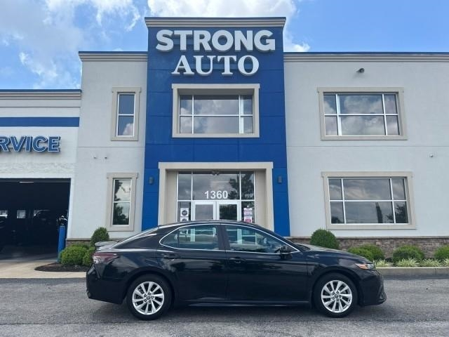 Toyota Camry Hybrid SE Nightshade CVT (Natl) 2023