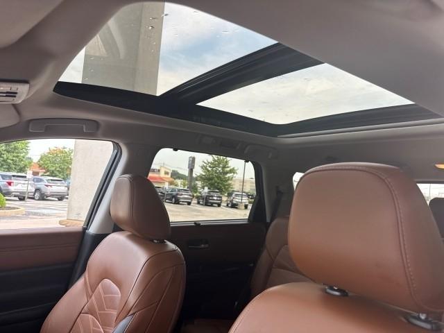 Nissan Pathfinder Platinum 2WD 2023