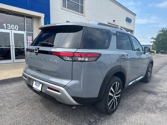 Nissan Pathfinder Platinum 2WD 2023