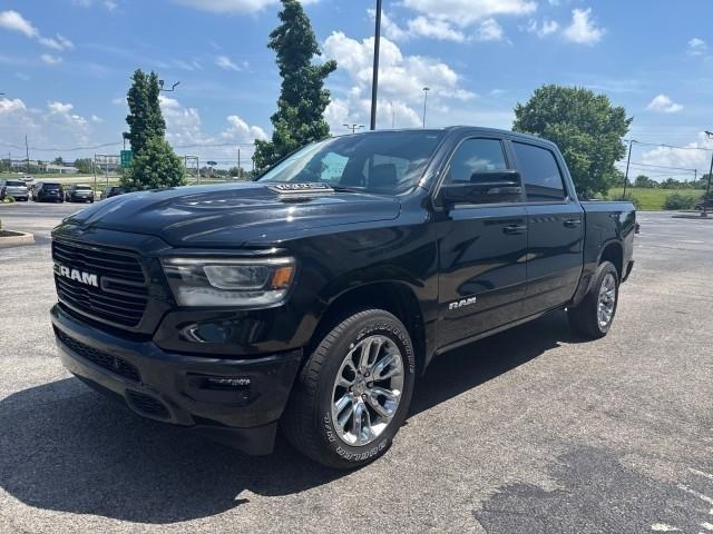 RAM 1500 Laramie 4x4 Crew Cab 5'7" Box 2023