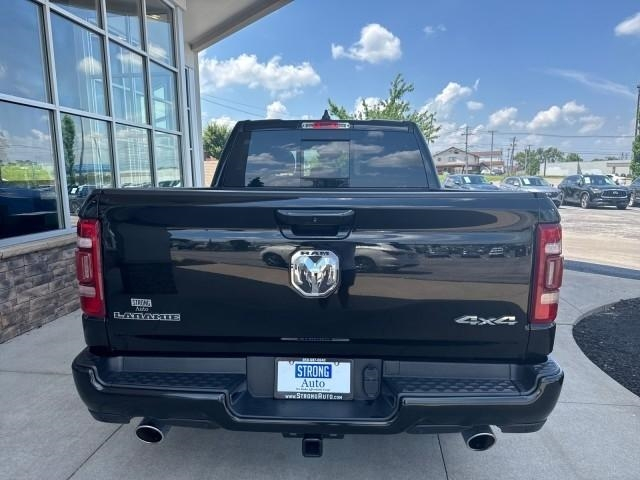 RAM 1500 Laramie 4x4 Crew Cab 5'7" Box 2023