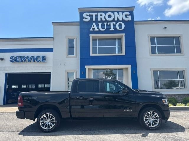 RAM 1500 Laramie 4x4 Crew Cab 5'7" Box 2023
