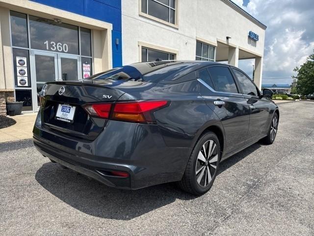 Nissan Altima 2.5 SV Sedan 2022