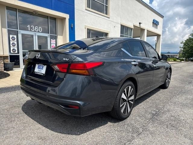 Nissan Altima 2.5 SV Sedan 2022