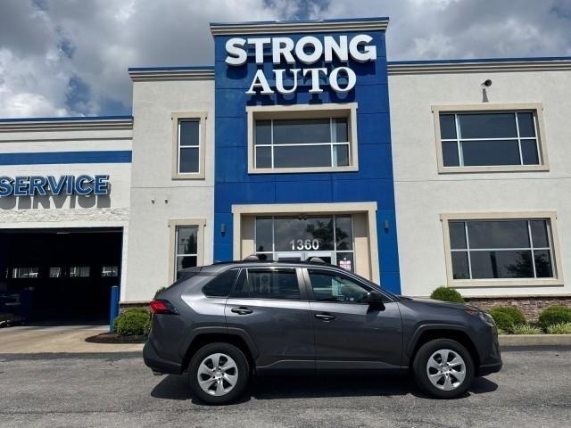 Toyota RAV4 LE AWD (Natl) 2021