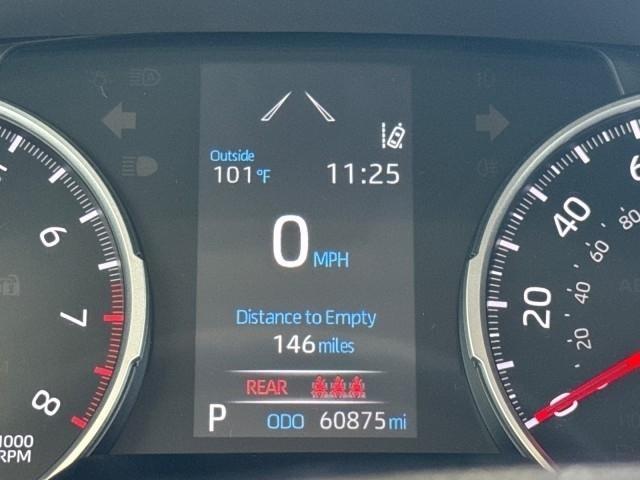 Toyota RAV4 LE AWD (Natl) 2021