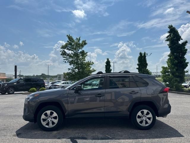Toyota RAV4 LE AWD (Natl) 2021