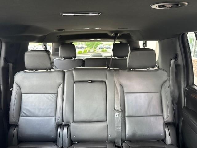 Chevrolet Suburban 4WD 4dr LT 2022