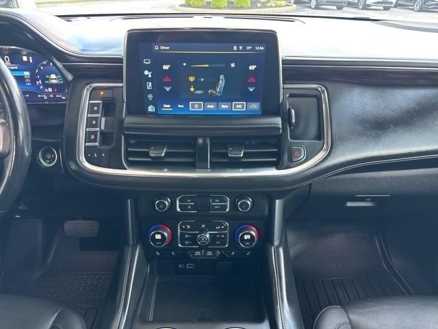 Chevrolet Suburban 4WD 4dr LT 2022